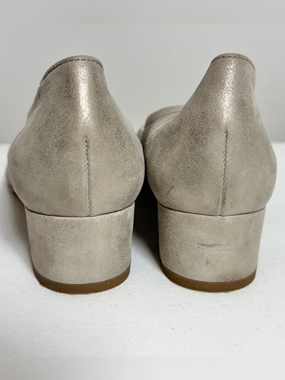 Paul Green Yvette Low Heel Pumps in Cashemire Metallic Suede